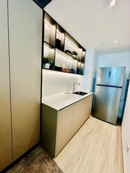 Arc 380 (D8), Office #498704141